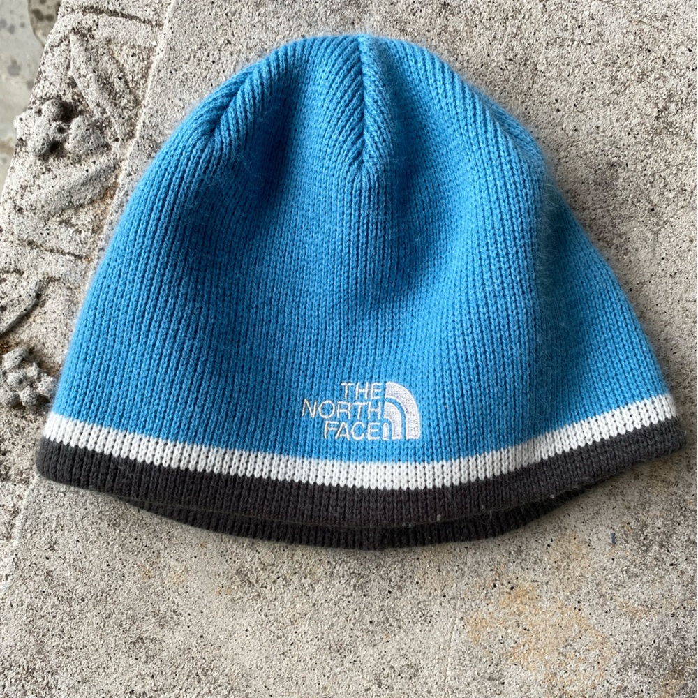 Vintage infant The NorthFace beanie hat made in Canada 🇨🇦